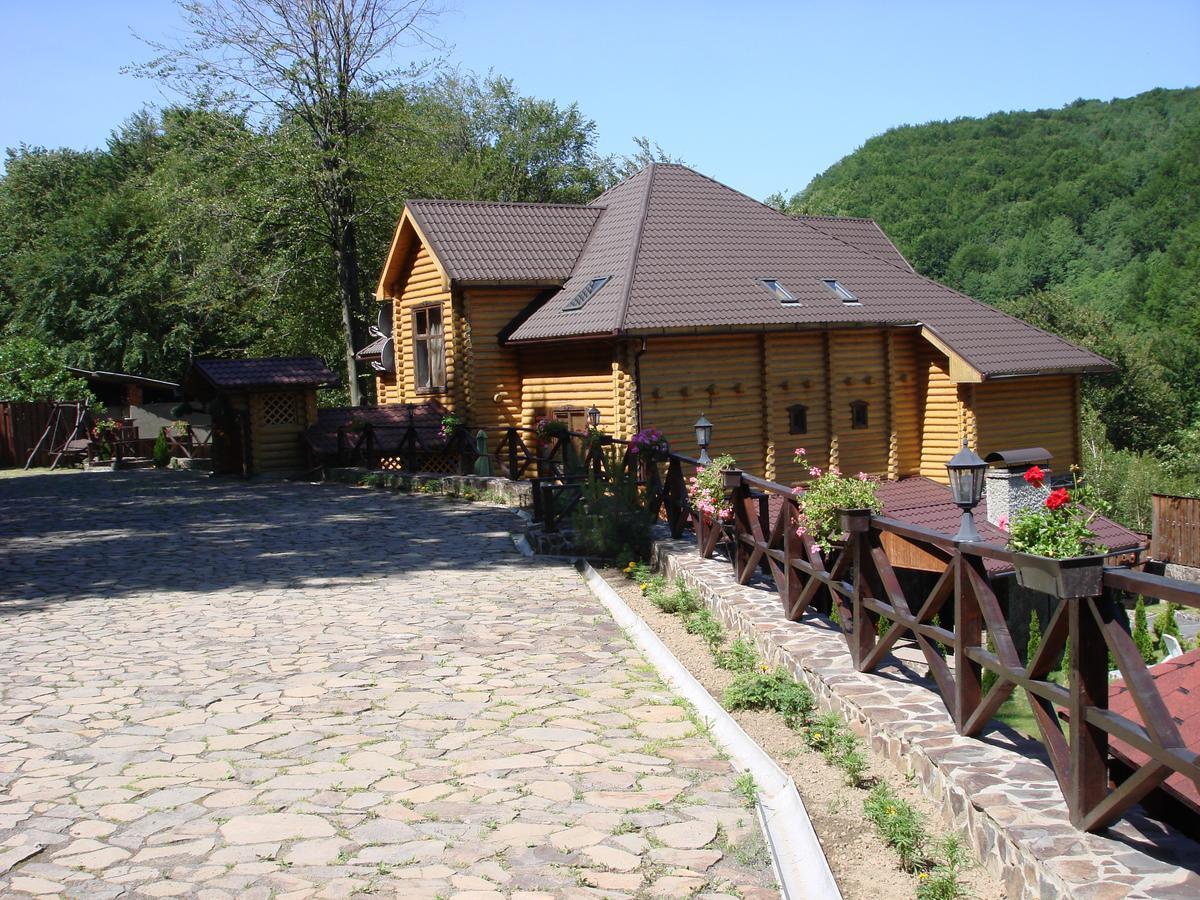 Sadyba Sribne Dzherelo Otel Ilnytsya Dış mekan fotoğraf